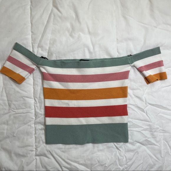 Off the shoulder striped top - Forever 21
